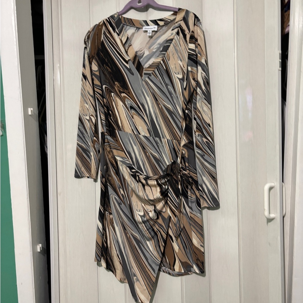 Veronica M Black and Brown Swirl Long Sleeve Dress